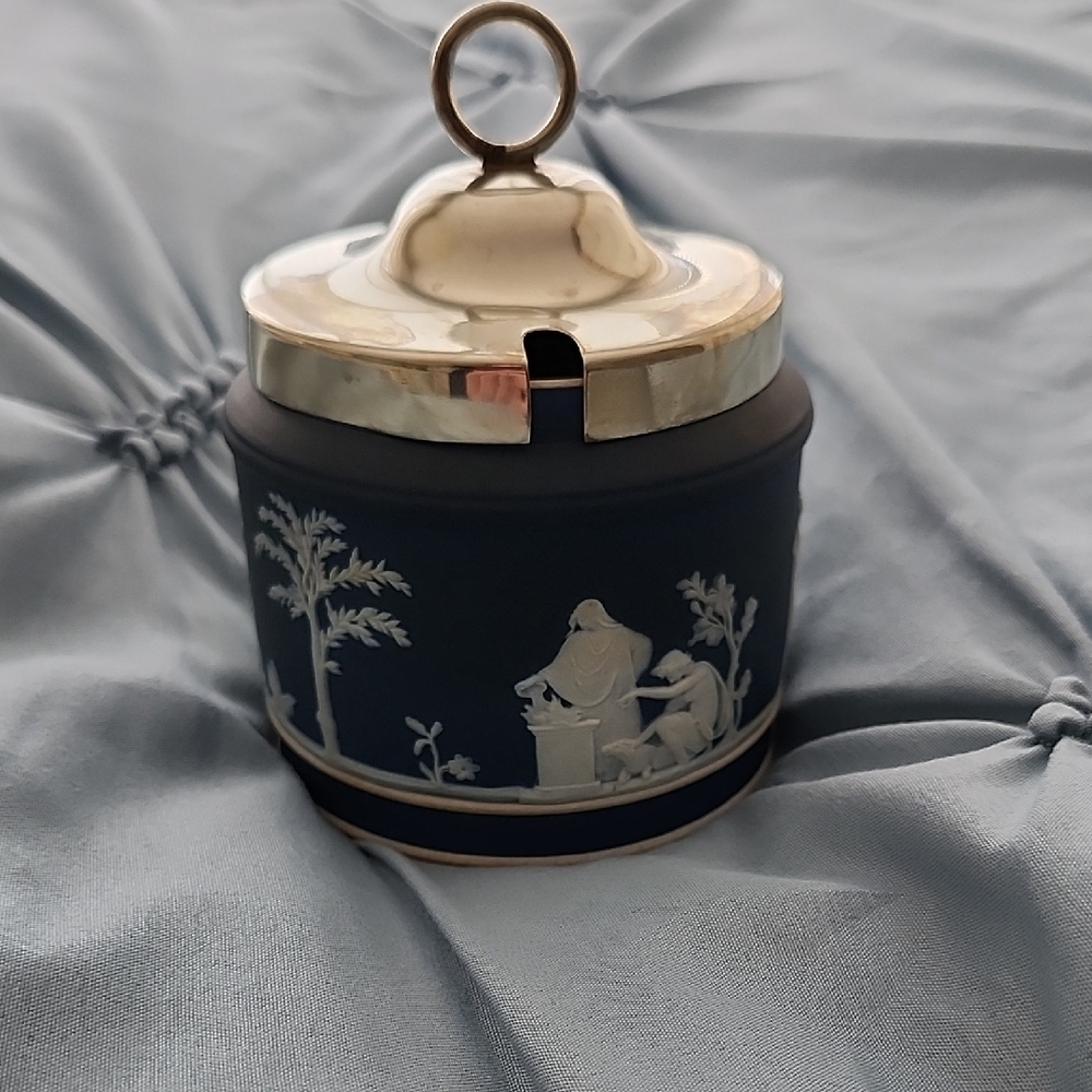 Wedgwood Navy Jar with Silver Lid